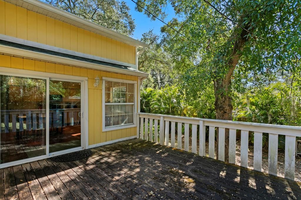 For Rent: $2,400 (3 beds, 2 baths, 1865 Square Feet)