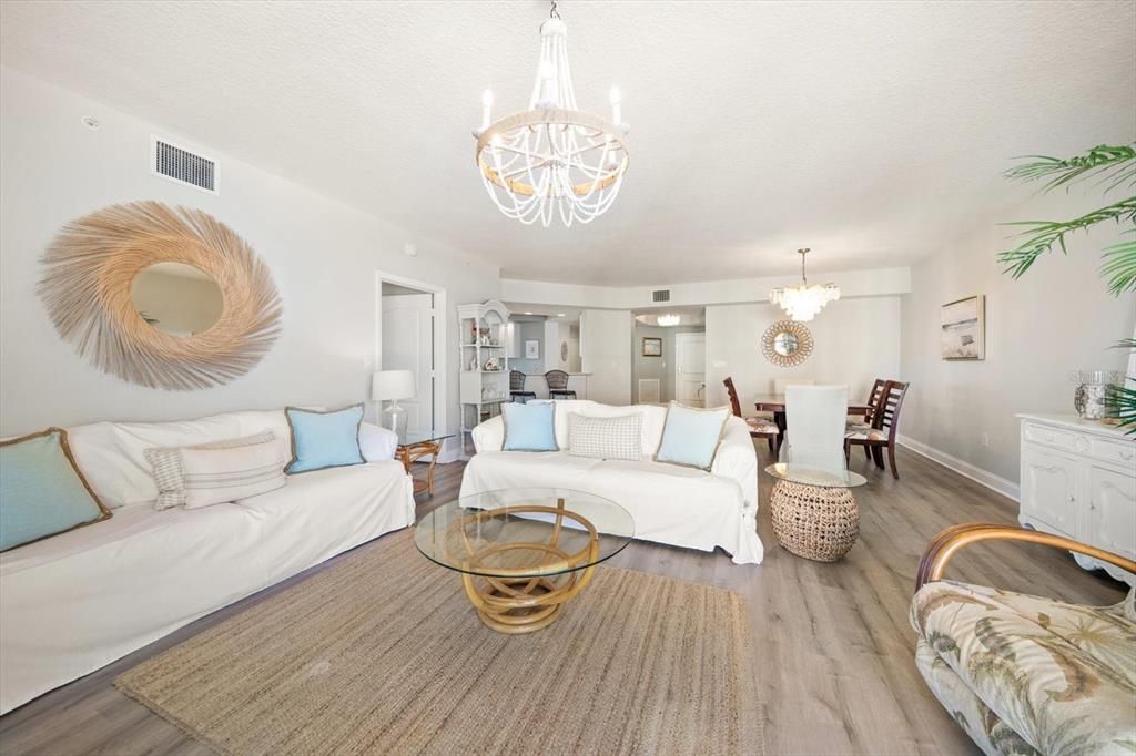 En Venta: $1,750,000 (2 camas, 2 baños, 1840 Pies cuadrados)