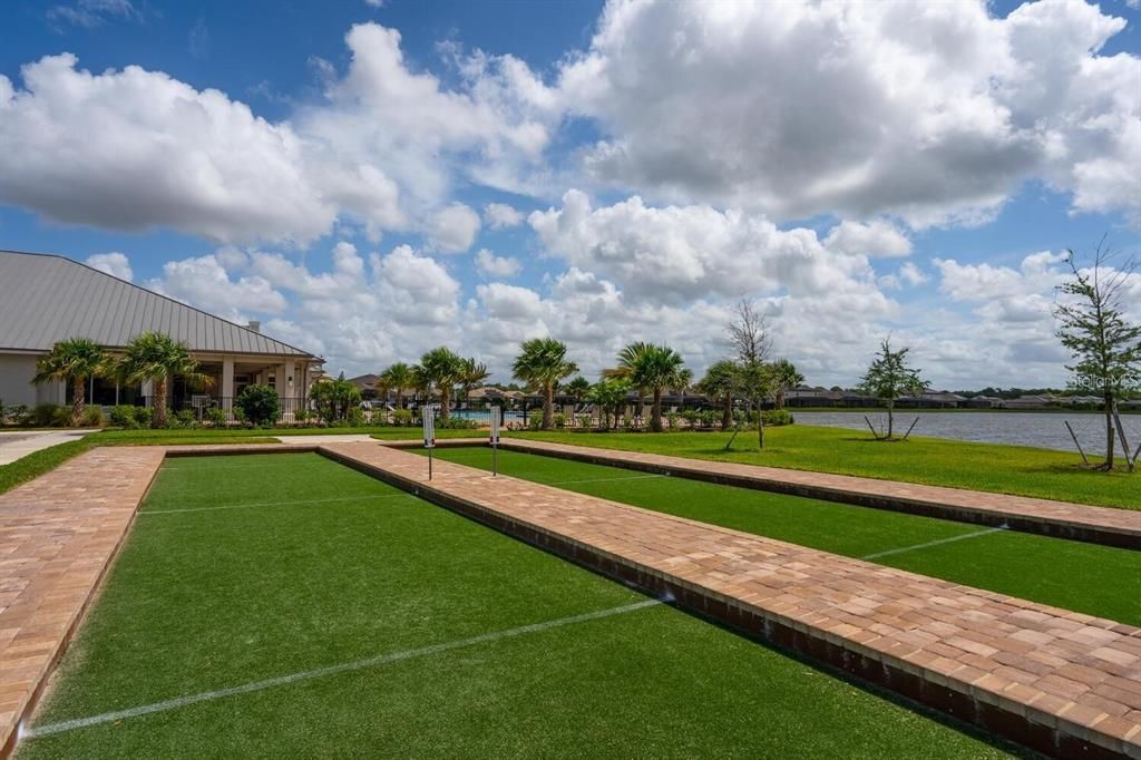 For Rent: $5,700 (4 beds, 2 baths, 2353 Square Feet)