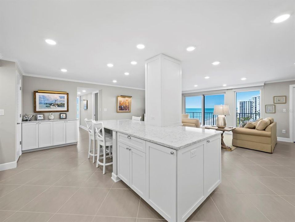 For Sale: $1,395,000 (2 beds, 2 baths, 1235 Square Feet)