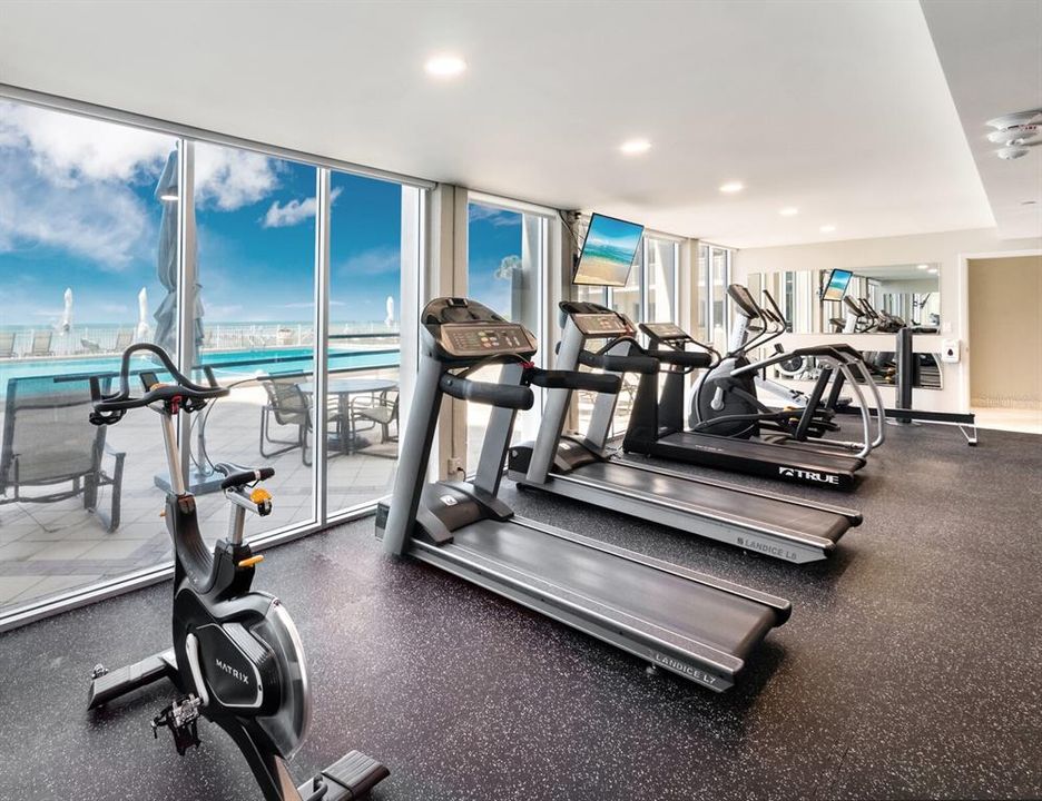 For Sale: $1,395,000 (2 beds, 2 baths, 1235 Square Feet)