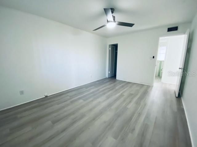 出租: $1,300 (1 贝兹, 1 浴室, 600 平方英尺)