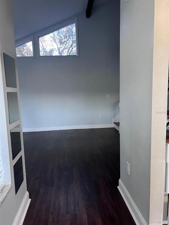 For Rent: $1,895 (2 beds, 2 baths, 1056 Square Feet)