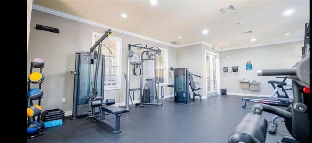 For Sale: $569,333 (3 beds, 3 baths, 1698 Square Feet)