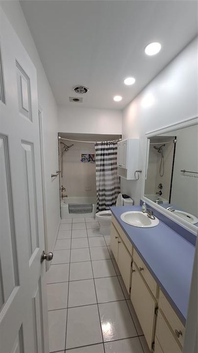 For Rent: $2,475 (3 beds, 2 baths, 2276 Square Feet)