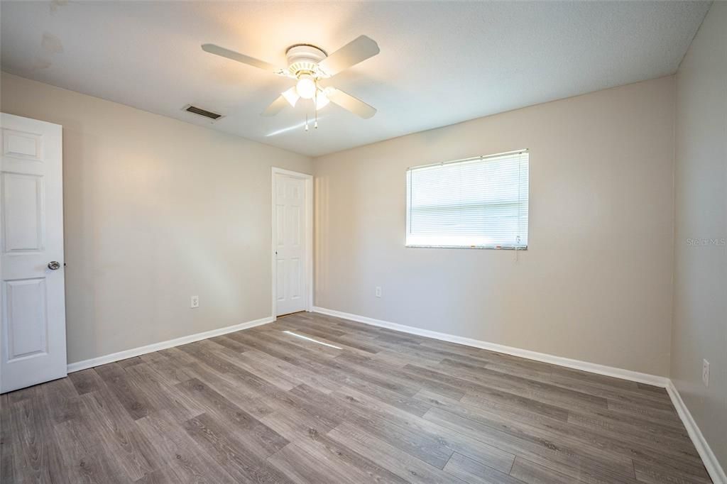 Active With Contract: $285,000 (4 beds, 2 baths, 1444 Square Feet)