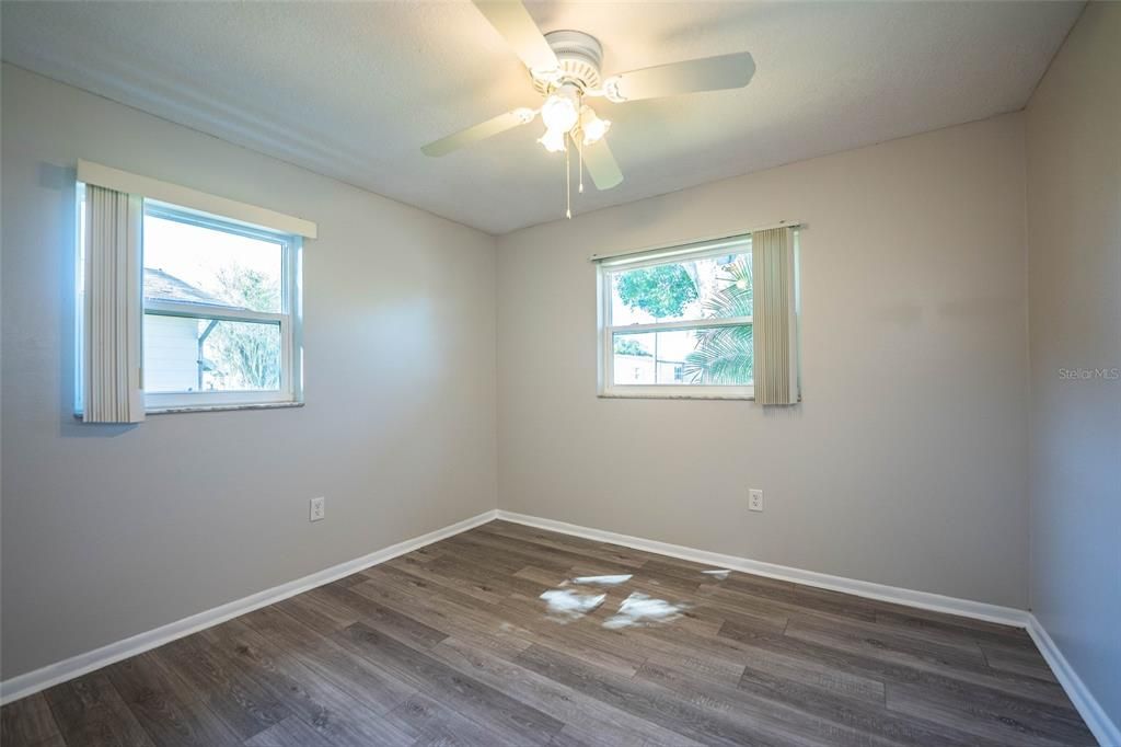 Active With Contract: $285,000 (4 beds, 2 baths, 1444 Square Feet)