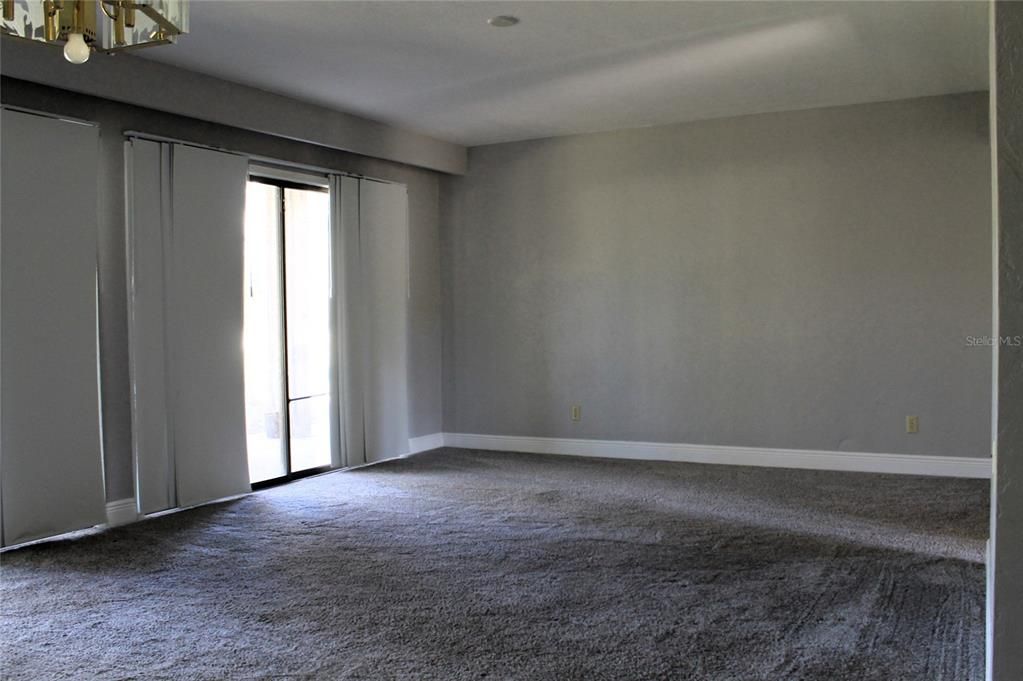 出租: $1,400 (2 贝兹, 2 浴室, 1309 平方英尺)