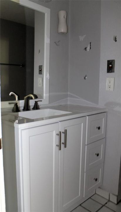 出租: $1,400 (2 贝兹, 2 浴室, 1309 平方英尺)