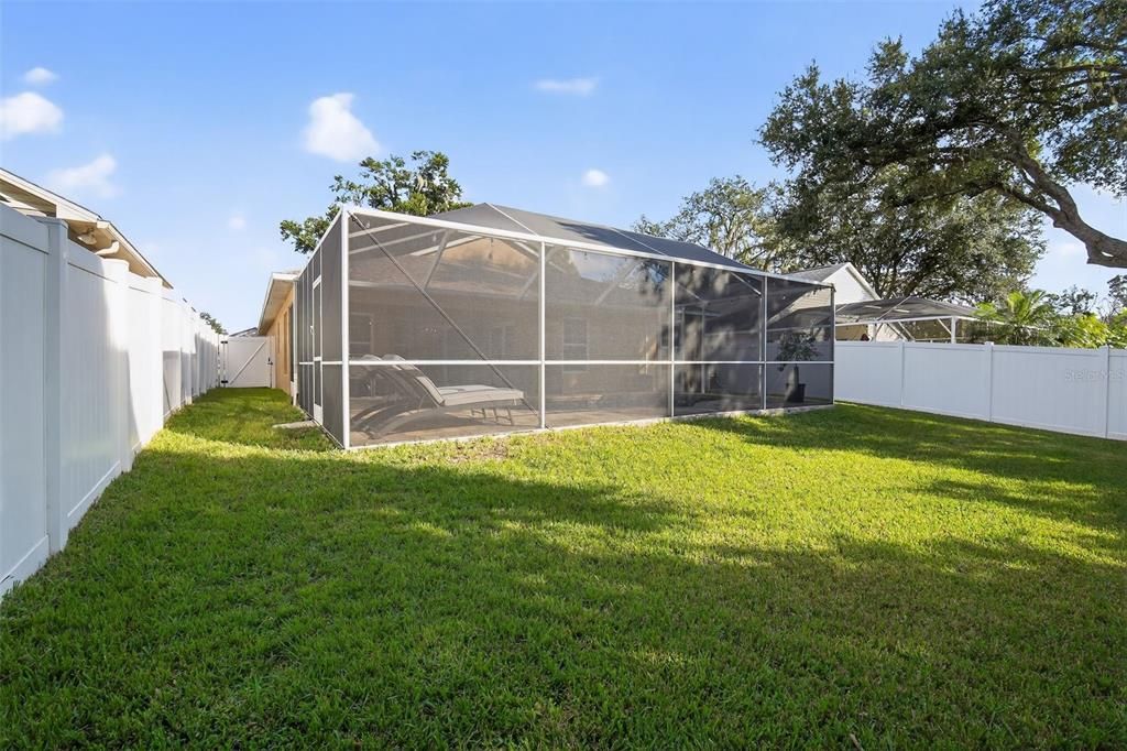 Под контрактом: $416,000 (3 спален, 2 ванн, 1780 Квадратных фут)