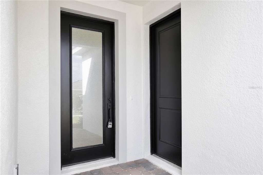 Active With Contract: $397,500 (5 beds, 3 baths, 2200 Square Feet)