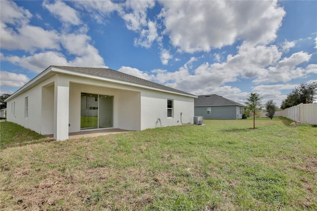Active With Contract: $397,500 (5 beds, 3 baths, 2200 Square Feet)