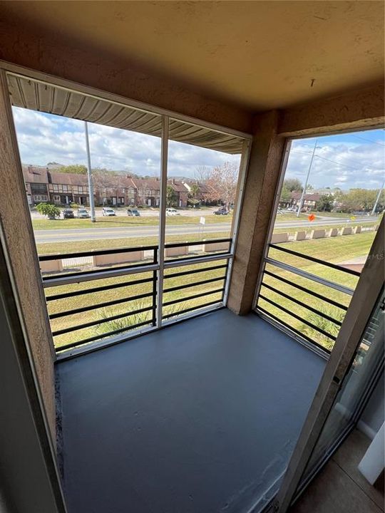 For Rent: $1,600 (2 beds, 2 baths, 1073 Square Feet)