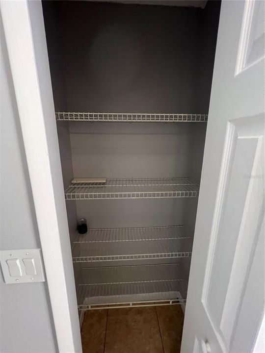 For Rent: $1,600 (2 beds, 2 baths, 1073 Square Feet)