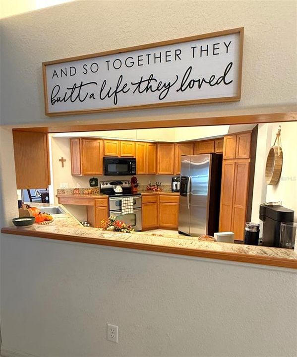 For Sale: $489,500 (4 beds, 3 baths, 2490 Square Feet)