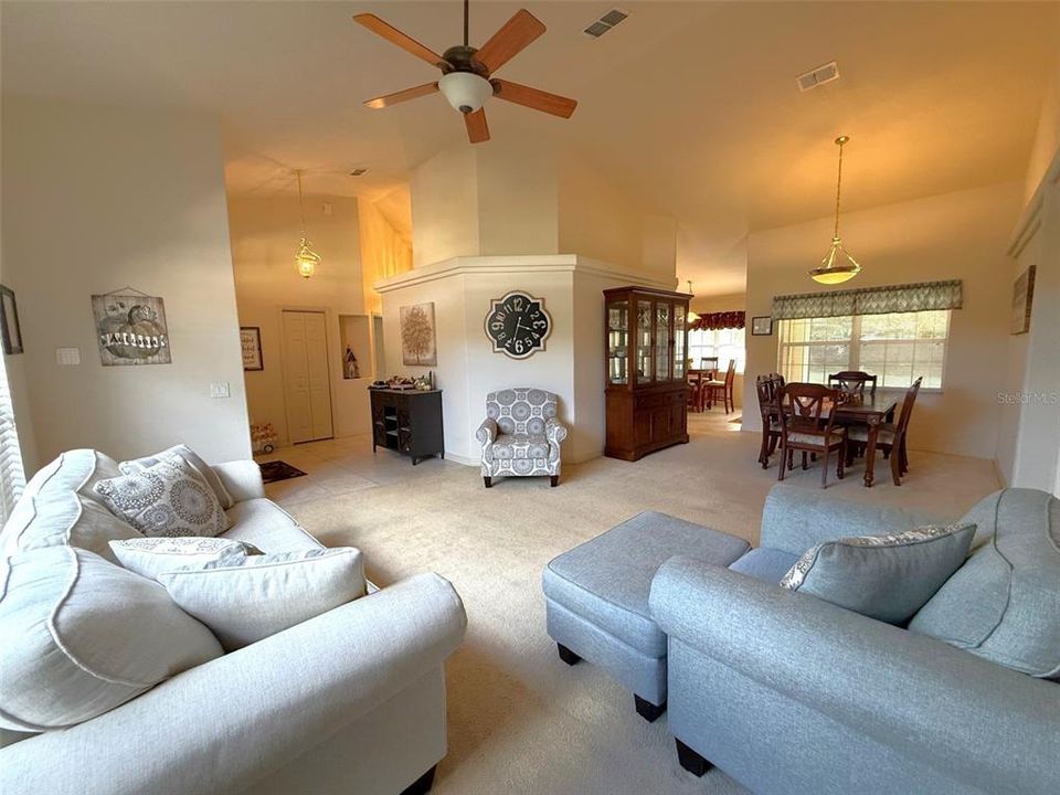 For Sale: $489,500 (4 beds, 3 baths, 2490 Square Feet)