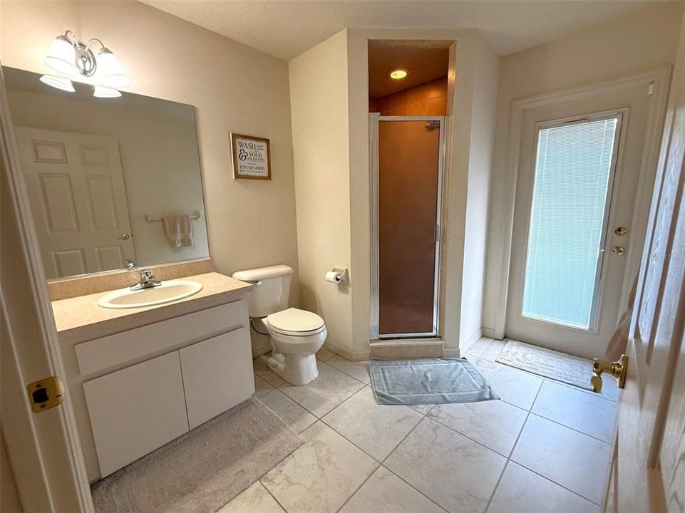 For Sale: $489,500 (4 beds, 3 baths, 2490 Square Feet)