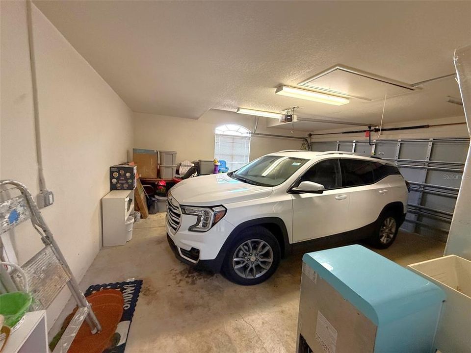 For Sale: $489,500 (4 beds, 3 baths, 2490 Square Feet)