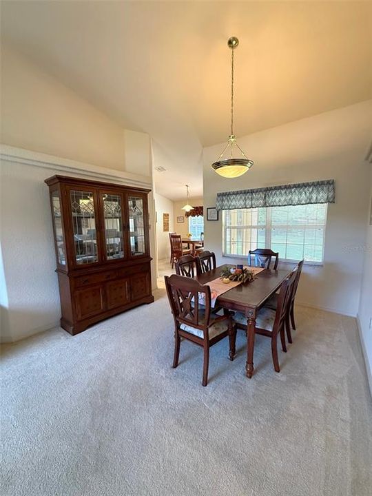 For Sale: $489,500 (4 beds, 3 baths, 2490 Square Feet)