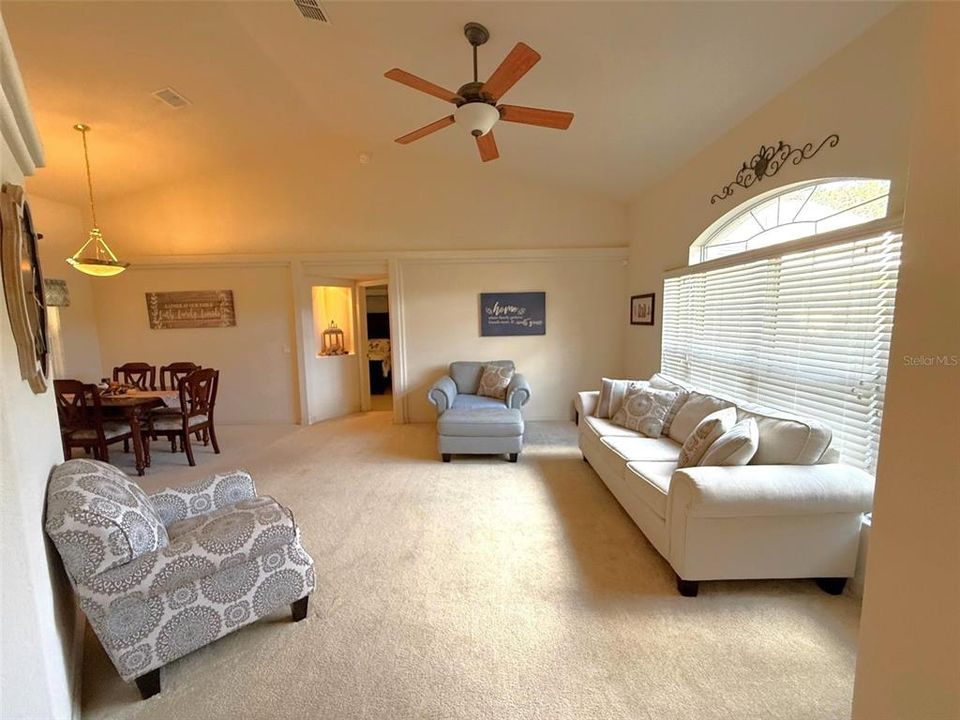 For Sale: $489,500 (4 beds, 3 baths, 2490 Square Feet)