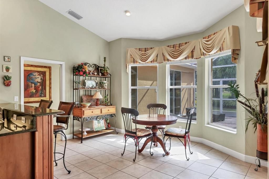 En Venta: $899,900 (3 camas, 2 baños, 2957 Pies cuadrados)