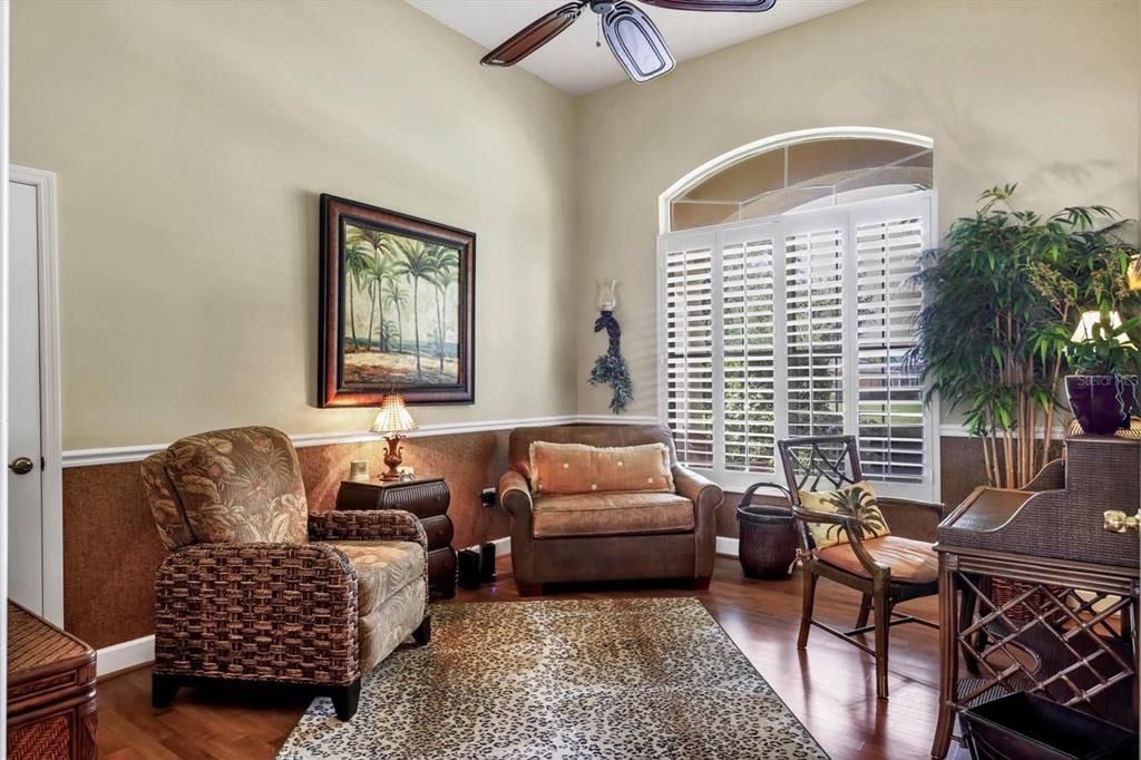 En Venta: $899,900 (3 camas, 2 baños, 2957 Pies cuadrados)