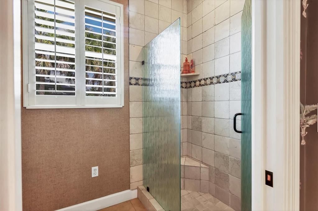 En Venta: $899,900 (3 camas, 2 baños, 2957 Pies cuadrados)