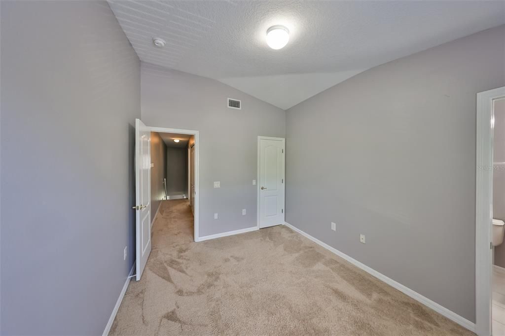 For Rent: $1,695 (2 beds, 2 baths, 1360 Square Feet)