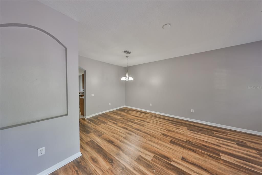 For Rent: $1,695 (2 beds, 2 baths, 1360 Square Feet)