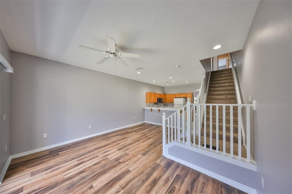 For Rent: $1,695 (2 beds, 2 baths, 1360 Square Feet)