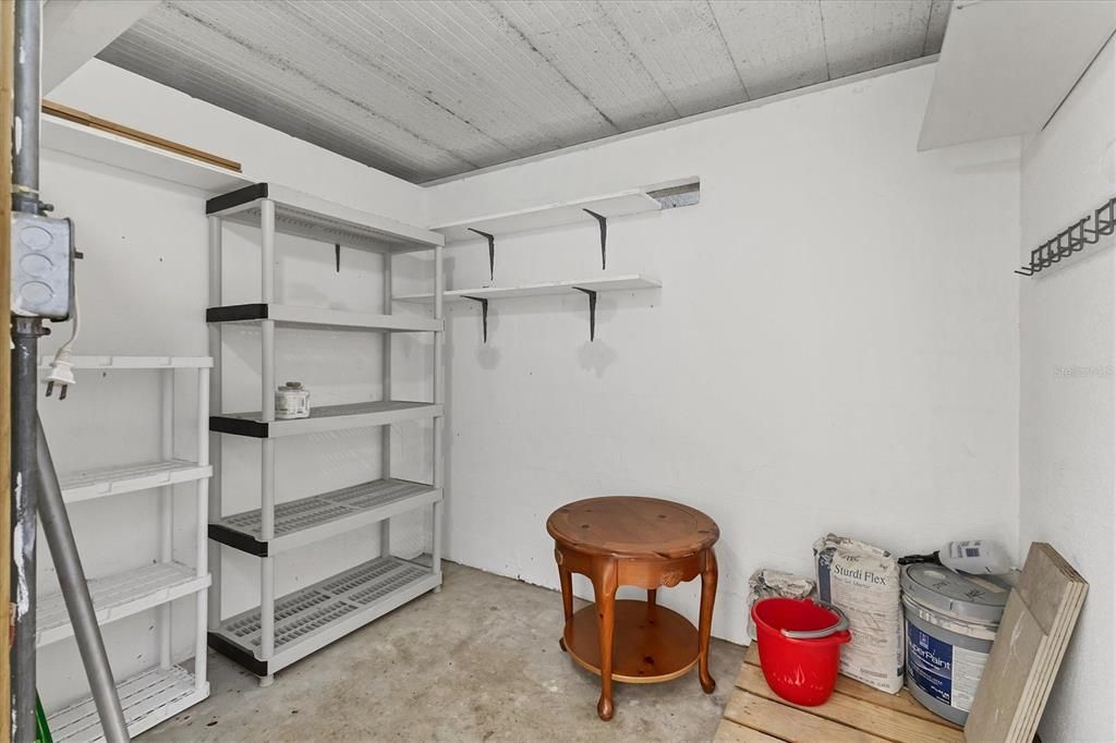 For Sale: $220,000 (2 beds, 2 baths, 1195 Square Feet)