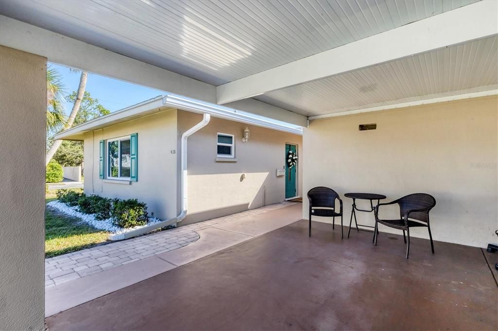 For Sale: $220,000 (2 beds, 2 baths, 1195 Square Feet)