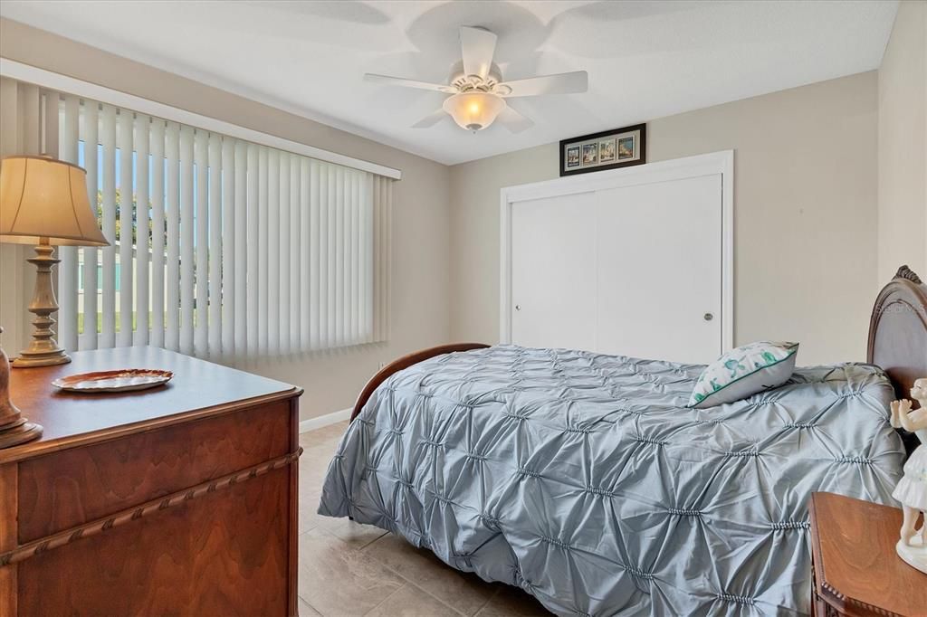 For Sale: $220,000 (2 beds, 2 baths, 1195 Square Feet)