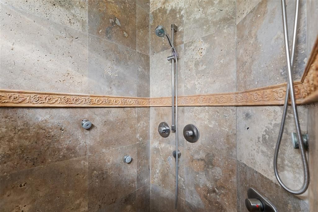 For Sale: $990,000 (4 beds, 3 baths, 3636 Square Feet)