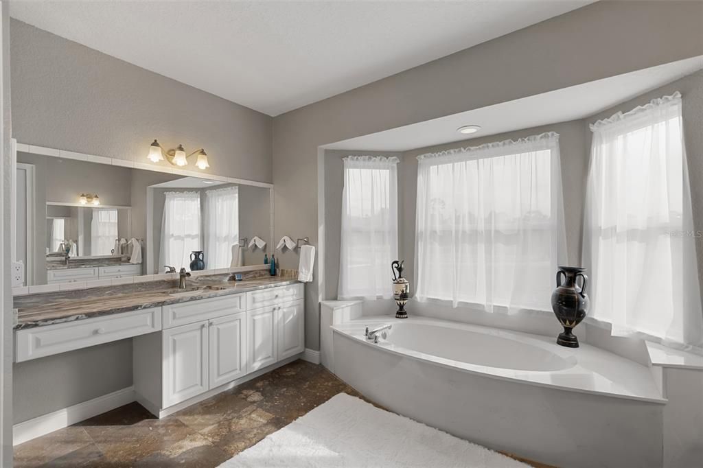 For Sale: $990,000 (4 beds, 3 baths, 3636 Square Feet)