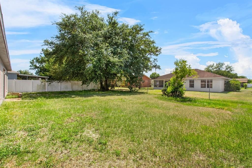 For Rent: $1,800 (3 beds, 2 baths, 1465 Square Feet)