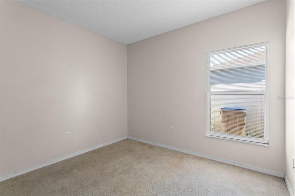 For Rent: $1,800 (3 beds, 2 baths, 1465 Square Feet)