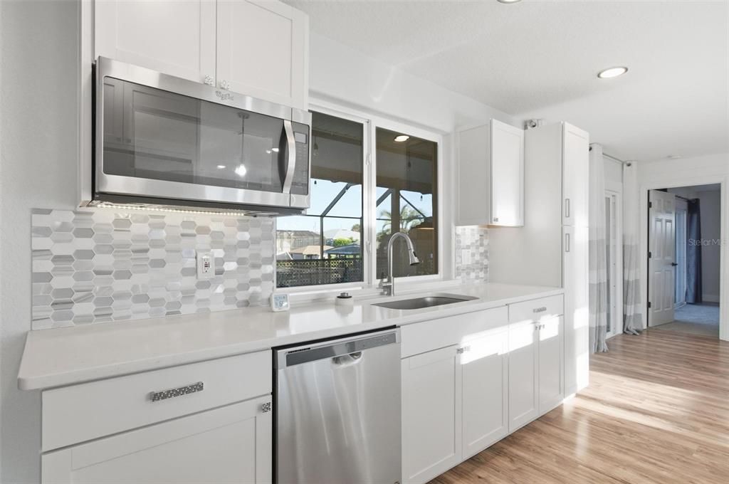 For Sale: $635,000 (3 beds, 2 baths, 1766 Square Feet)