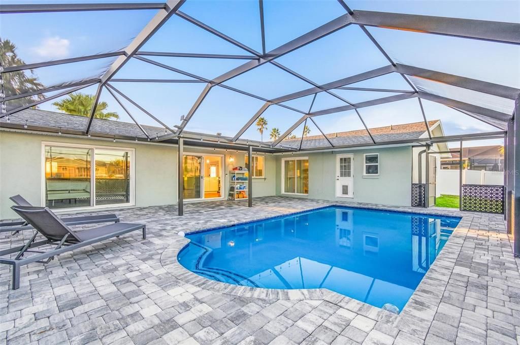 For Sale: $635,000 (3 beds, 2 baths, 1766 Square Feet)