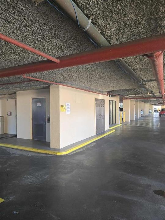 На продажу: $125,000 (2 спален, 2 ванн, 783 Квадратных фут)