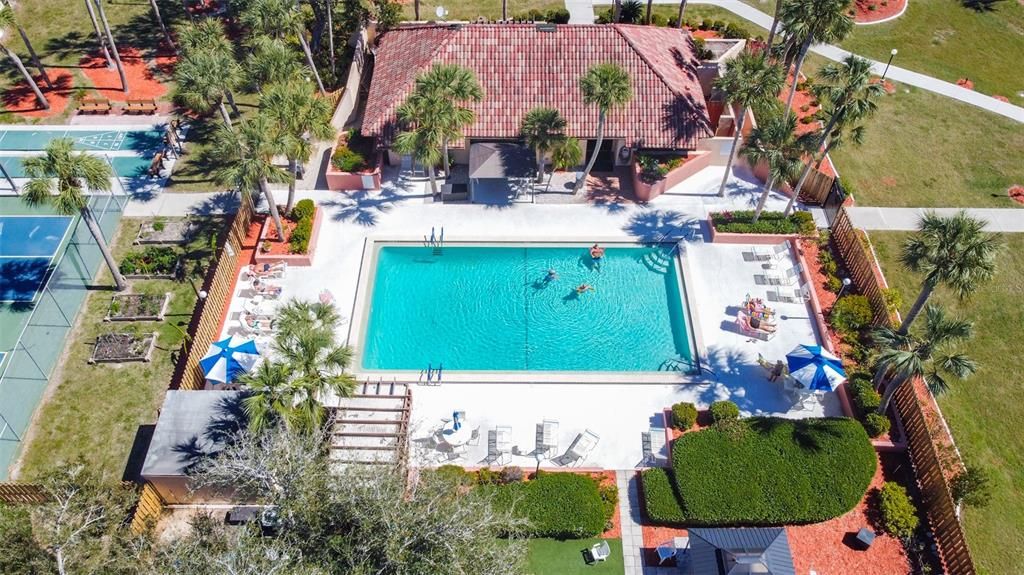 На продажу: $125,000 (2 спален, 2 ванн, 783 Квадратных фут)