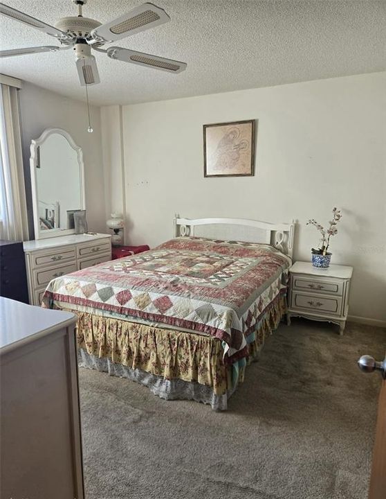 На продажу: $125,000 (2 спален, 2 ванн, 783 Квадратных фут)