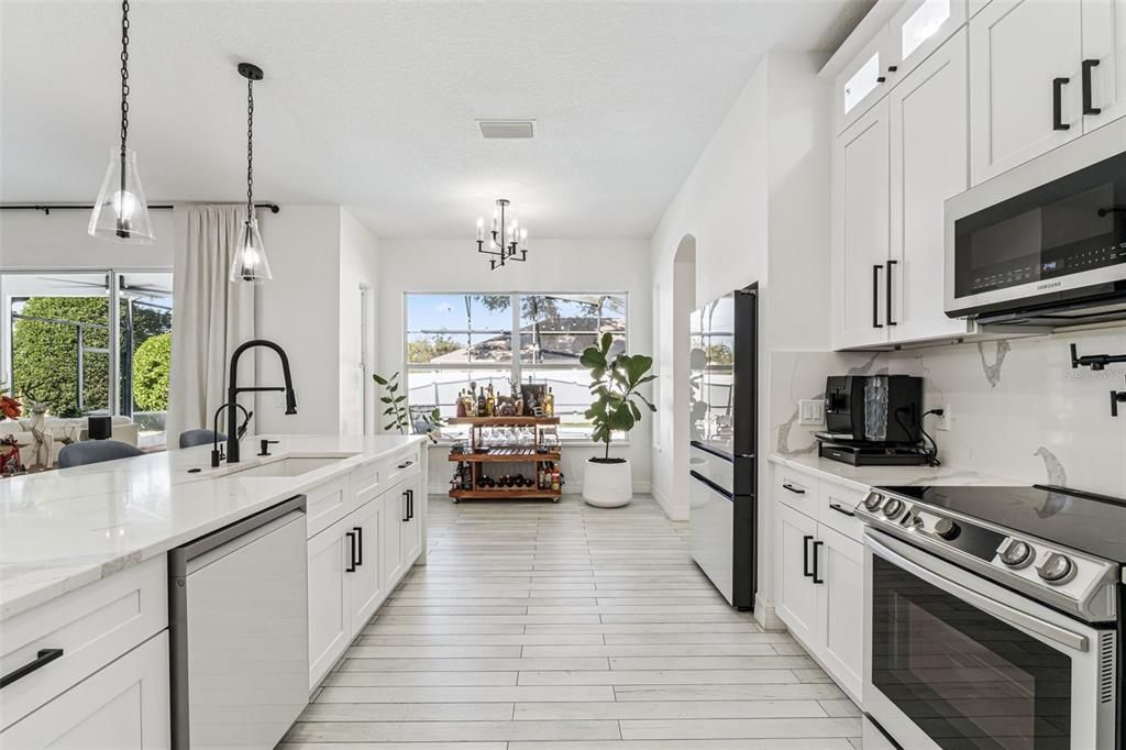 For Sale: $590,000 (4 beds, 2 baths, 1929 Square Feet)