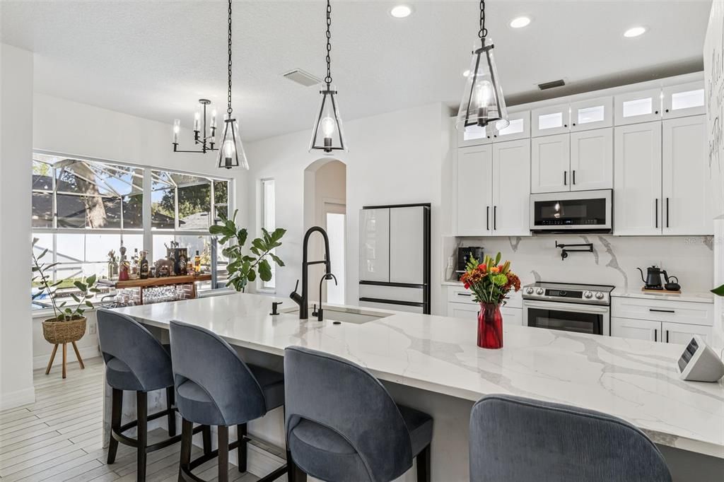 For Sale: $590,000 (4 beds, 2 baths, 1929 Square Feet)