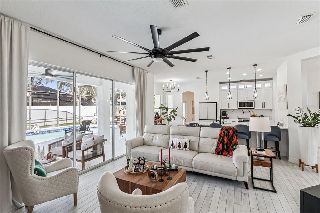 For Sale: $590,000 (4 beds, 2 baths, 1929 Square Feet)