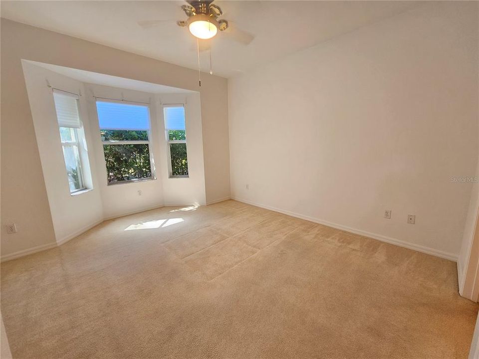 出租: $2,200 (2 贝兹, 2 浴室, 1385 平方英尺)