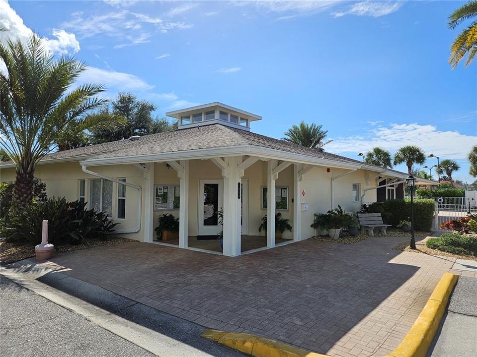 出租: $2,200 (2 贝兹, 2 浴室, 1385 平方英尺)