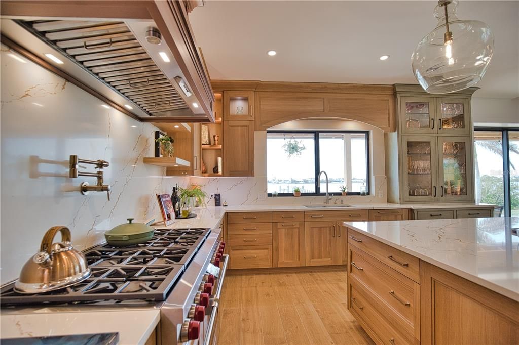 En Venta: $3,850,000 (5 camas, 4 baños, 3967 Pies cuadrados)