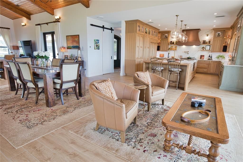 En Venta: $3,850,000 (5 camas, 4 baños, 3967 Pies cuadrados)