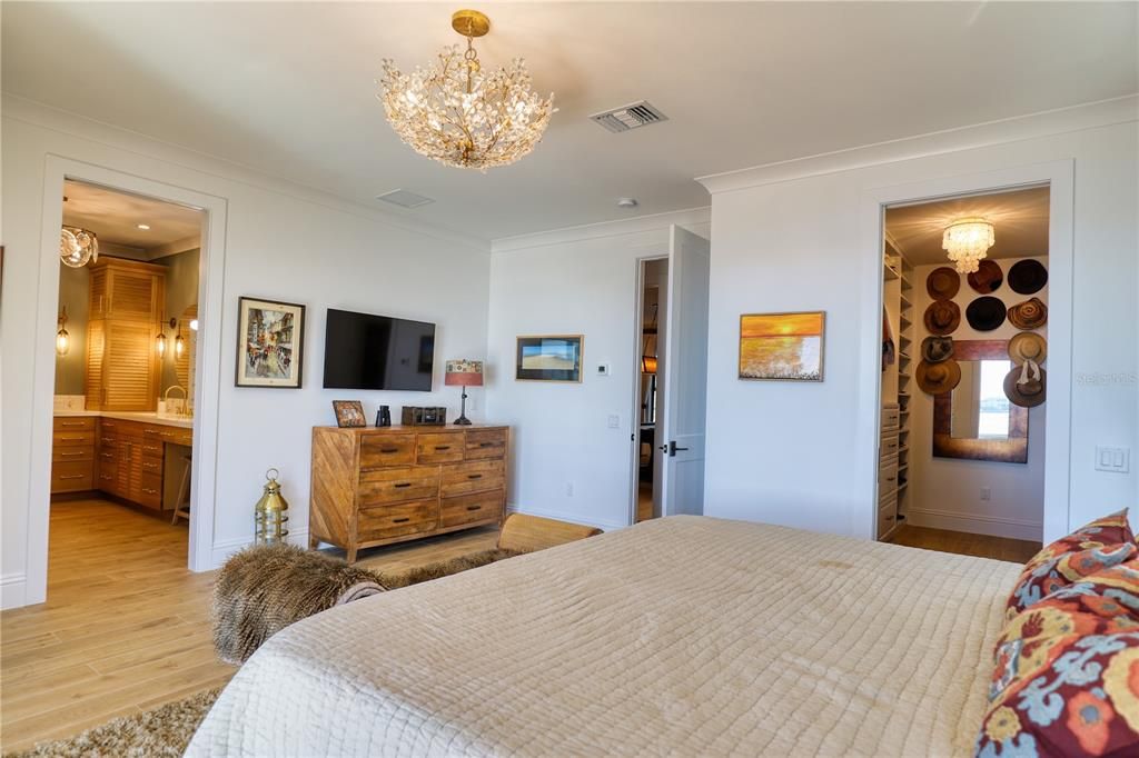 En Venta: $3,850,000 (5 camas, 4 baños, 3967 Pies cuadrados)